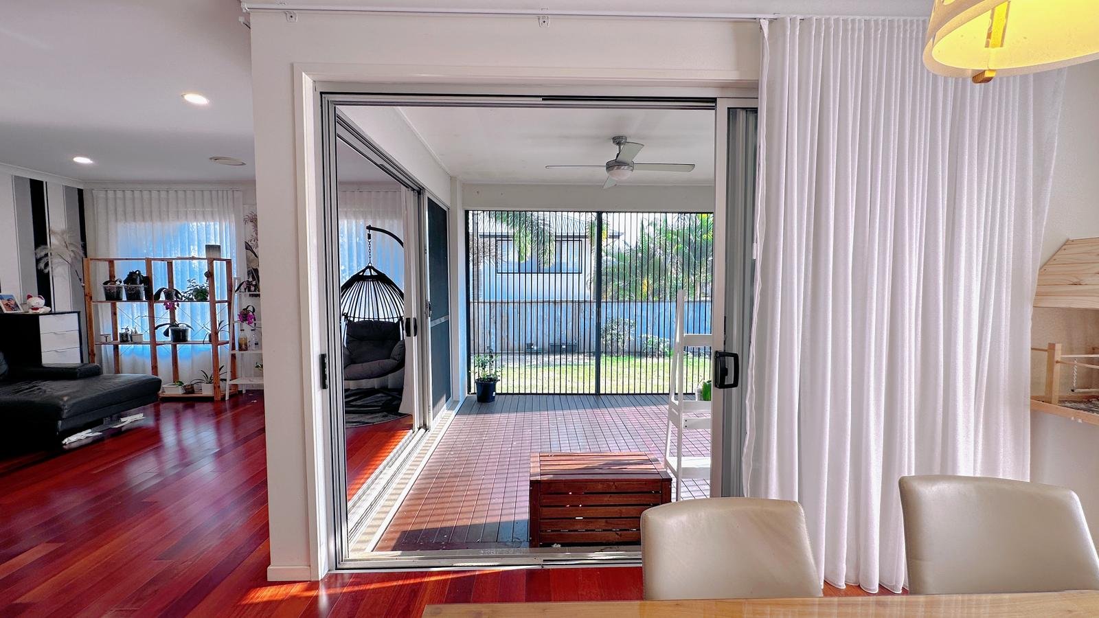 Indoor Blinds Long Beach