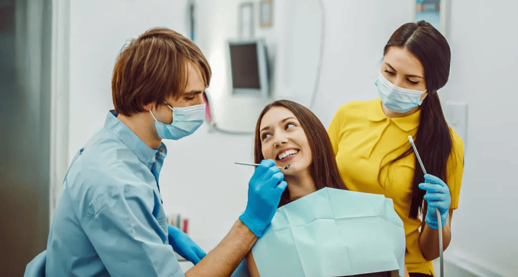 Online Dental Marketing: A Complete Guide to Growing Your Dental Practice