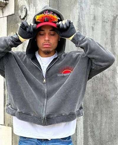 Raspberry Hills Clothing Discover Your Everyday Signature Style