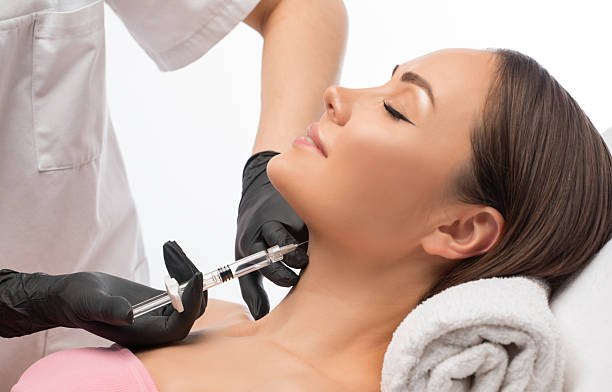 How Can You Maintain Double Chin Removal Results in Abu Dhabi?