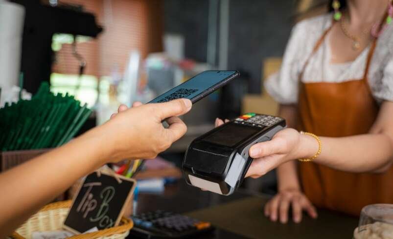 How to Accept Different Payment Methods on Pax A80: A Step-by-Step Guide