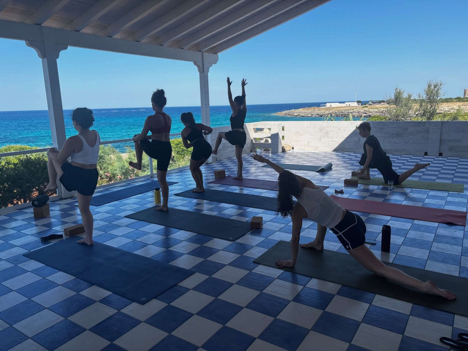 What Are the Top Rated Yoga Studios in Williamsburg and How Do You Choose