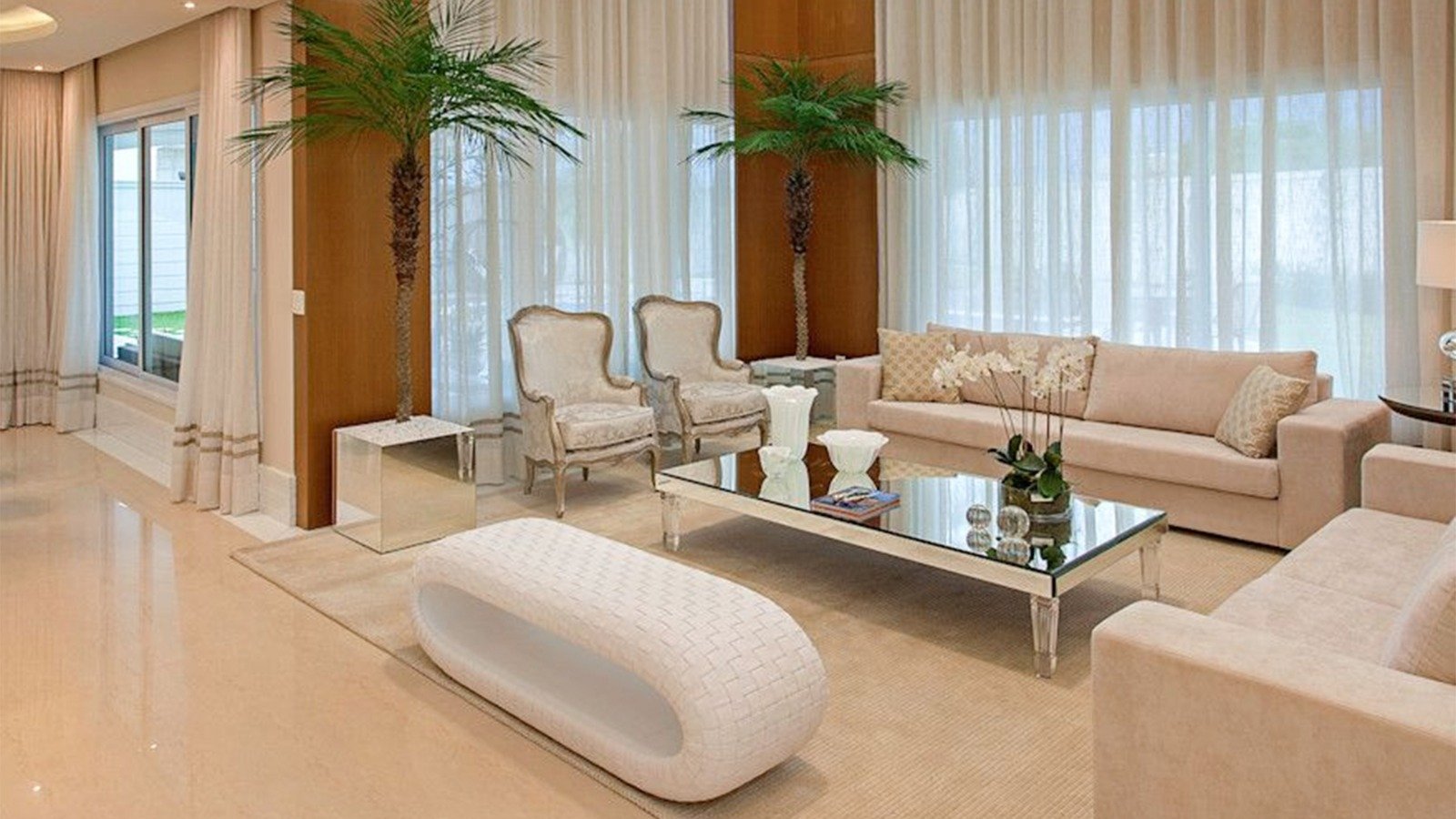 How Do I Compare Property Management Services Based on Quality and Reliability?